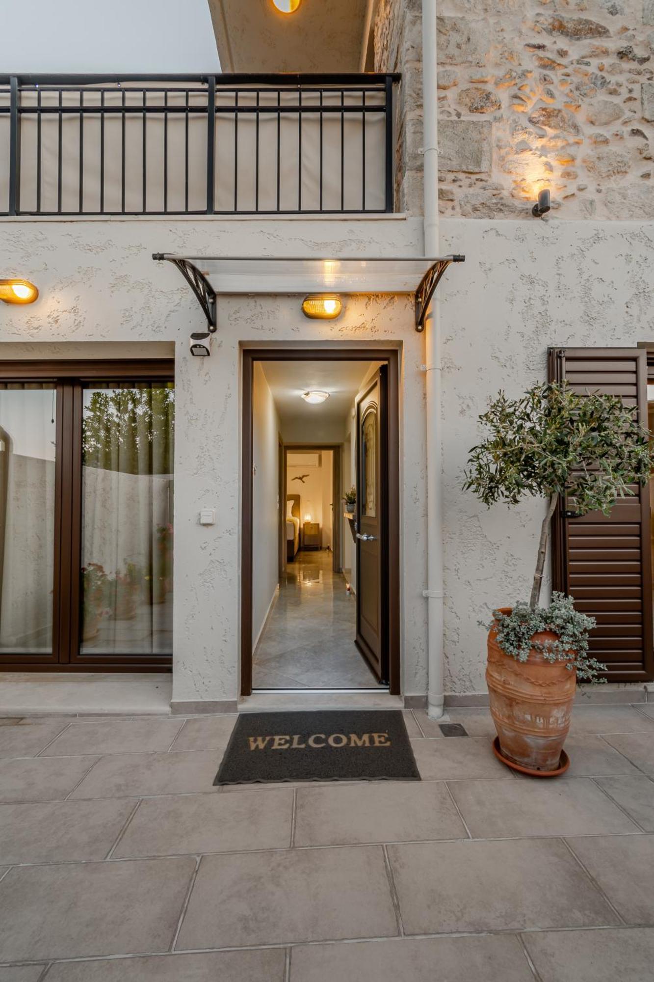 Casa Kastella, Private Jacuzzi & Bbq Facilities! Vila Angouseliana Exterior foto