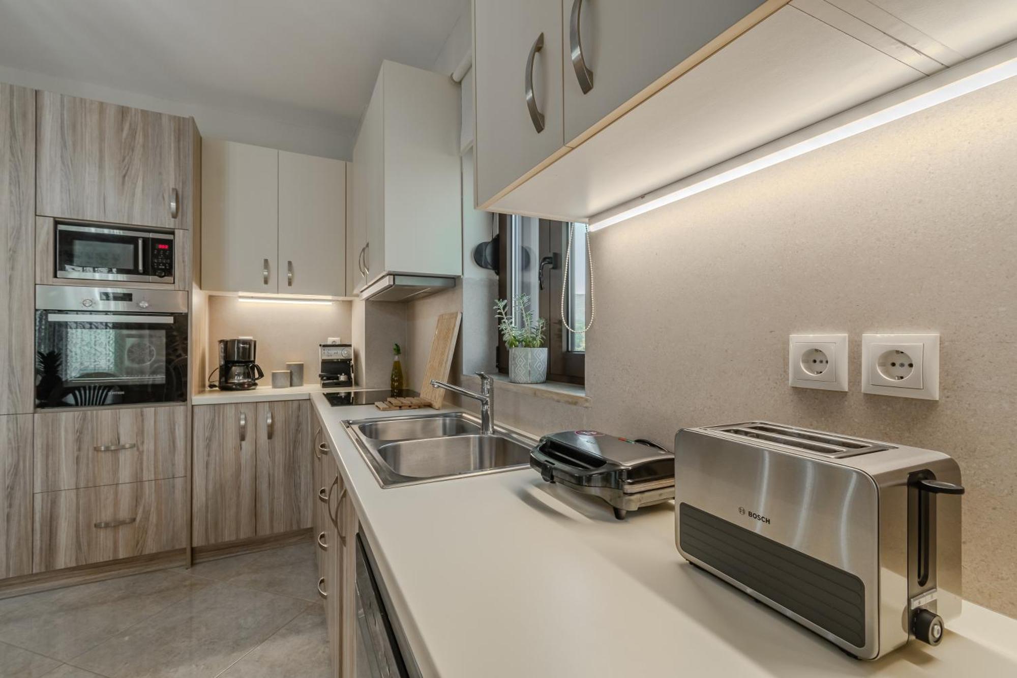 Casa Kastella, Private Jacuzzi & Bbq Facilities! Vila Angouseliana Exterior foto