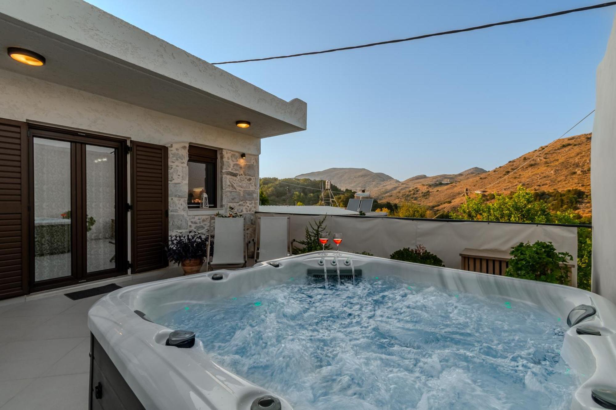 Casa Kastella, Private Jacuzzi & Bbq Facilities! Vila Angouseliana Exterior foto