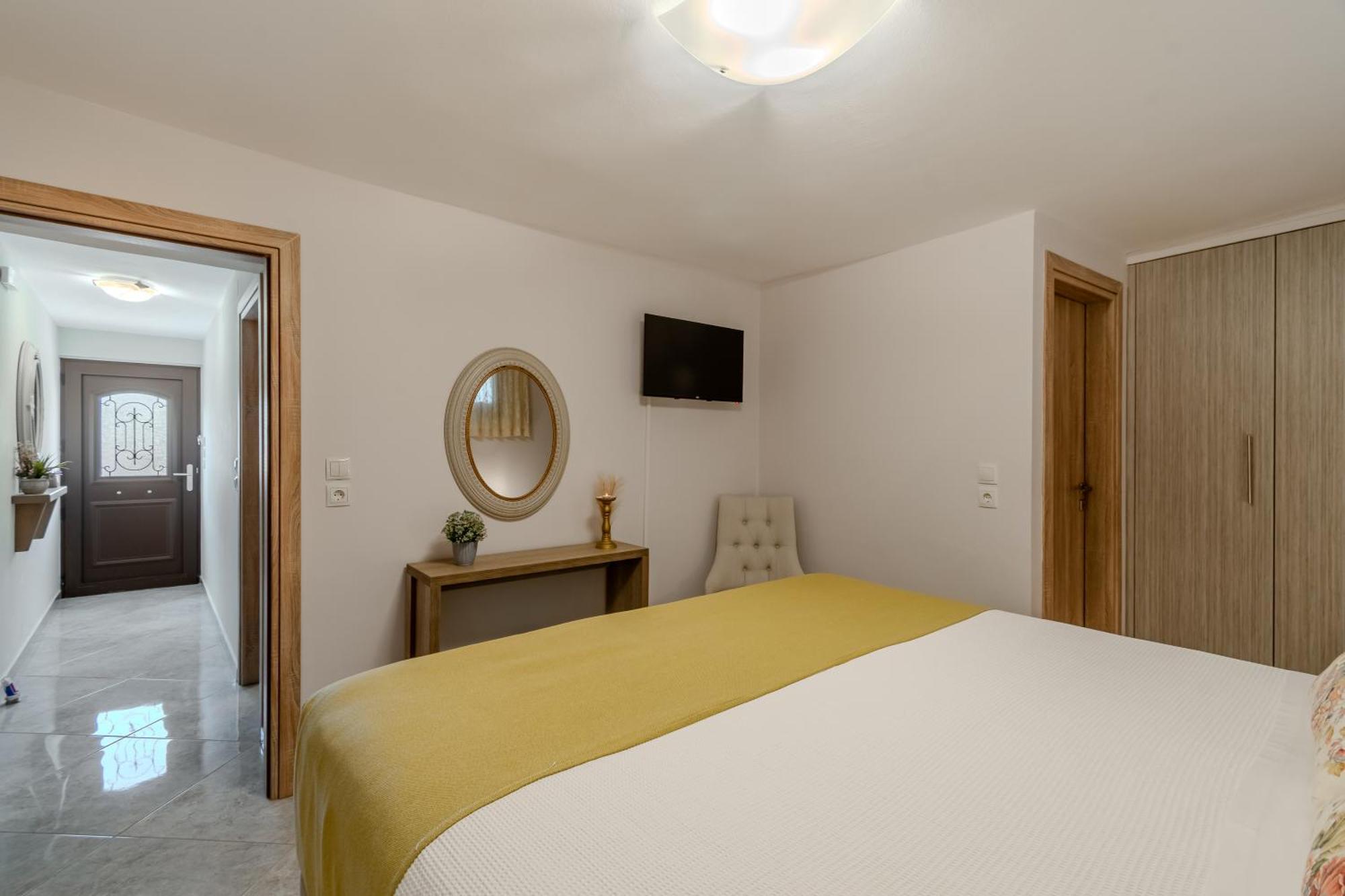 Casa Kastella, Private Jacuzzi & Bbq Facilities! Vila Angouseliana Exterior foto