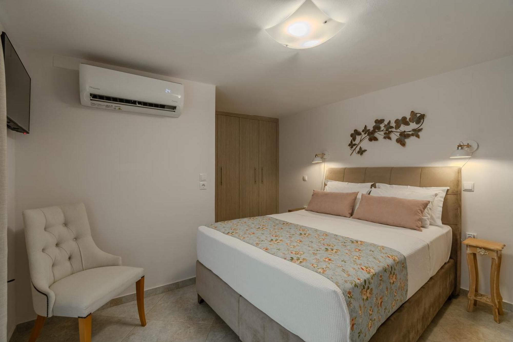 Casa Kastella, Private Jacuzzi & Bbq Facilities! Vila Angouseliana Exterior foto