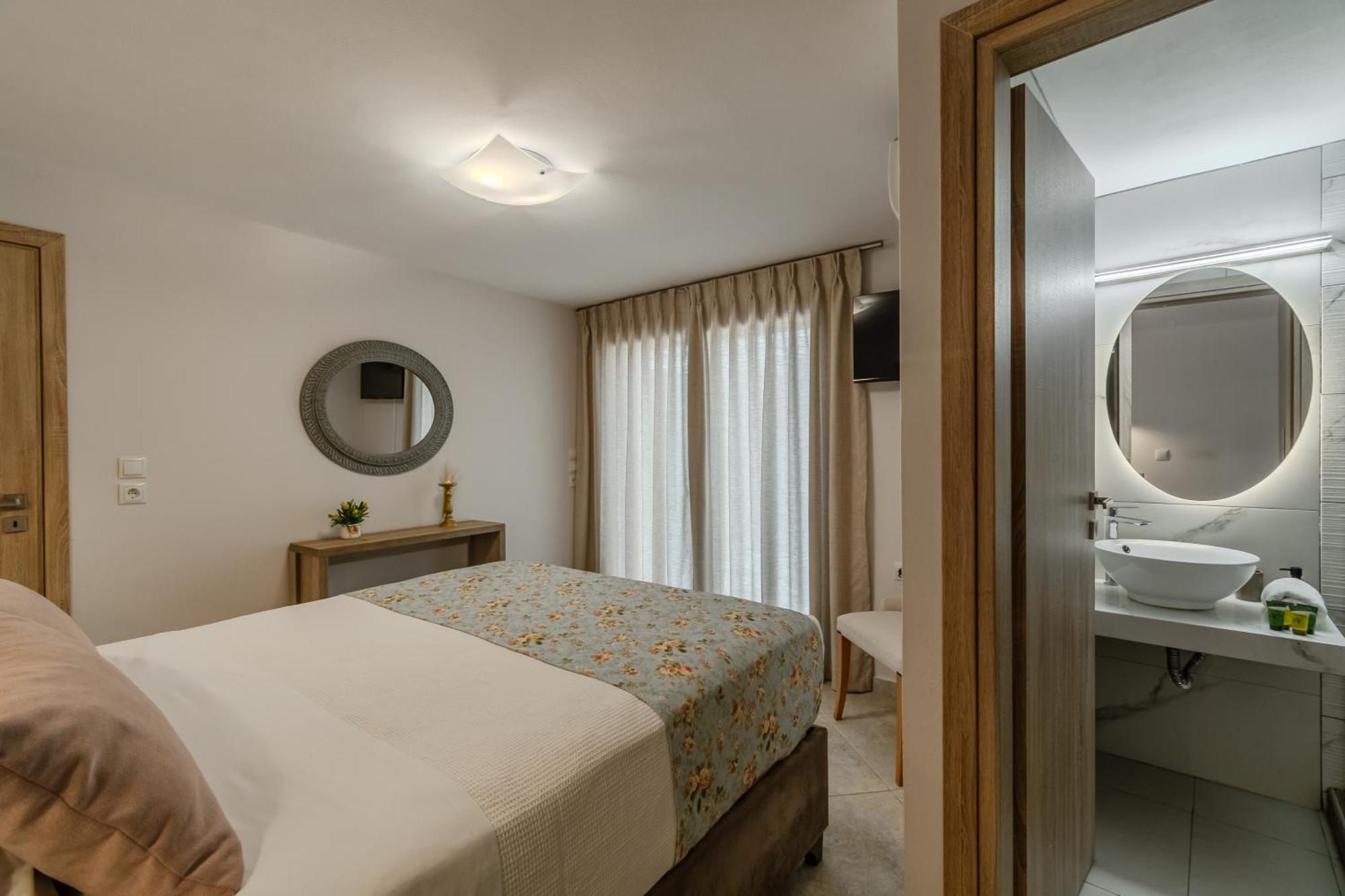 Casa Kastella, Private Jacuzzi & Bbq Facilities! Vila Angouseliana Exterior foto
